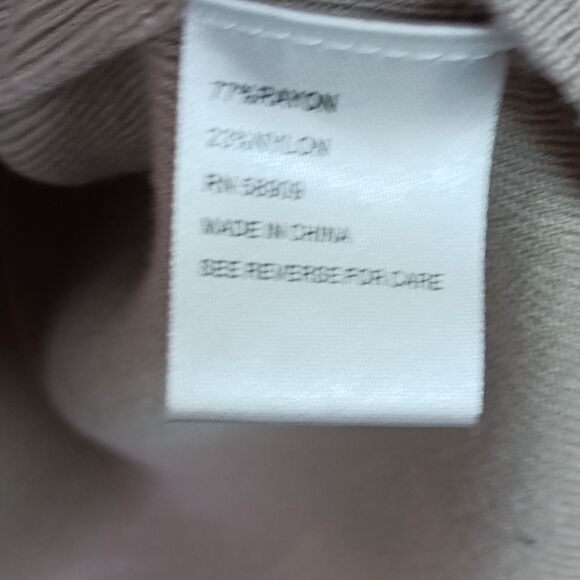 Antonio Melani Women's natural tan 3/4 sleeve slim fit turtleneck knit top sz M - Picture 6 of 7